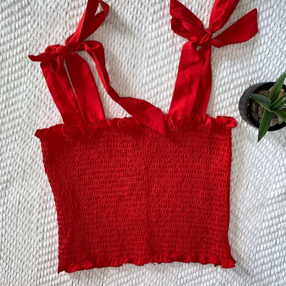 Kamissy Frill Smocked Crop Tank Red Size 8 - Picture 6 of 14